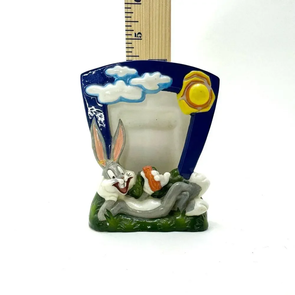 Warner Bros. Looney Tunes Bugs Bunny Picture Frame Vintage 1997